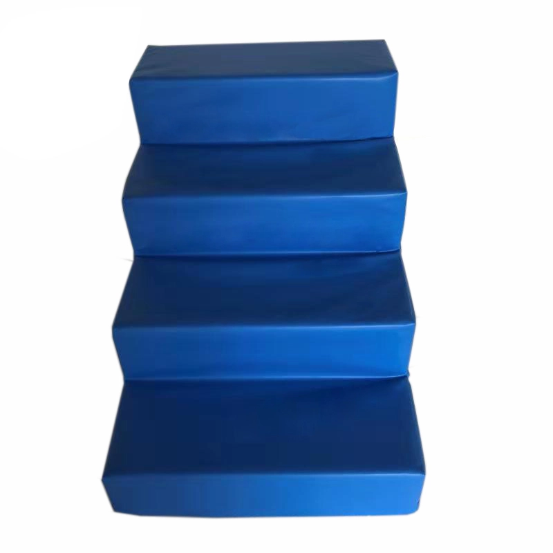 လေးဆင့်လှေခါး