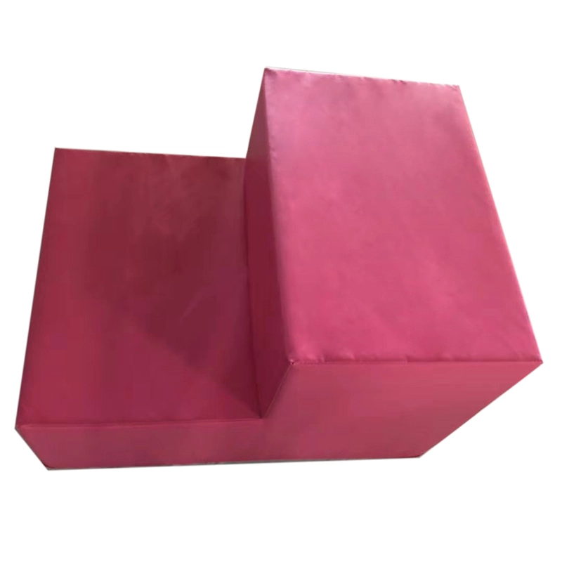 နှစ်ဆင့်လှေခါး